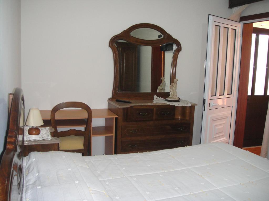 Hospedagem Casa Do Largo Hotel Santo da Serra Kültér fotó